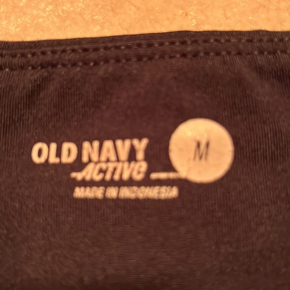 2 pair medium bike shorts old navy & Gil’s both black - Picture 3 of 9